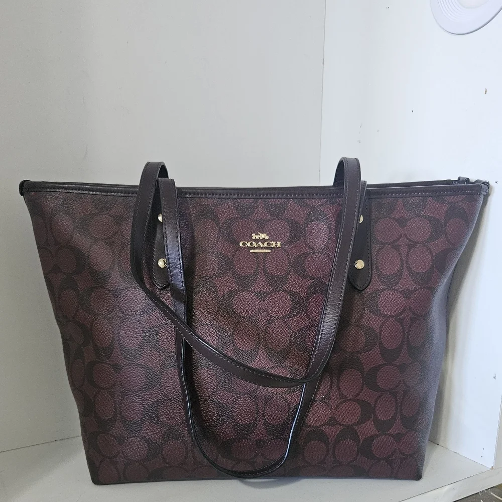 Coach Signature Coated Canvas Brown /Burgundy Leather tote bag - Picture 1 of 13